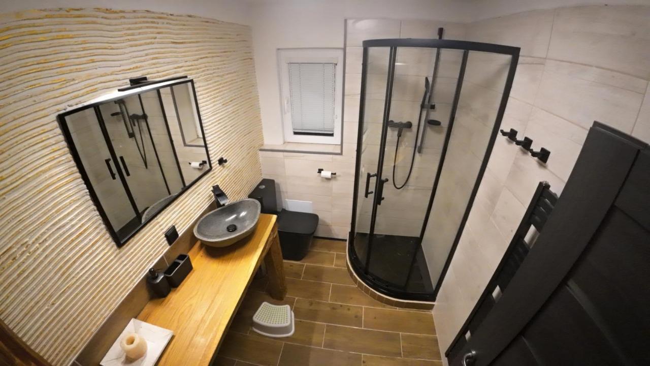 Apartman Andrea Loucovice Luaran gambar